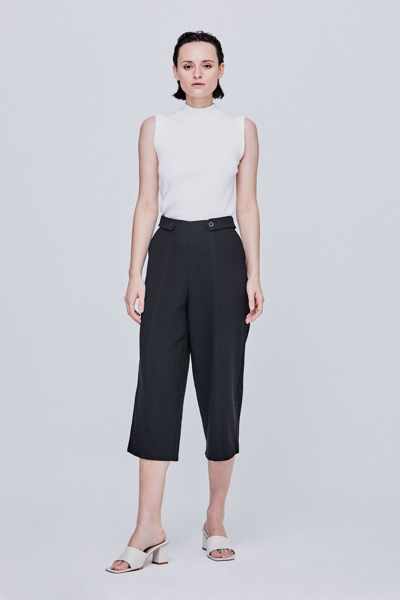 color:NOIR