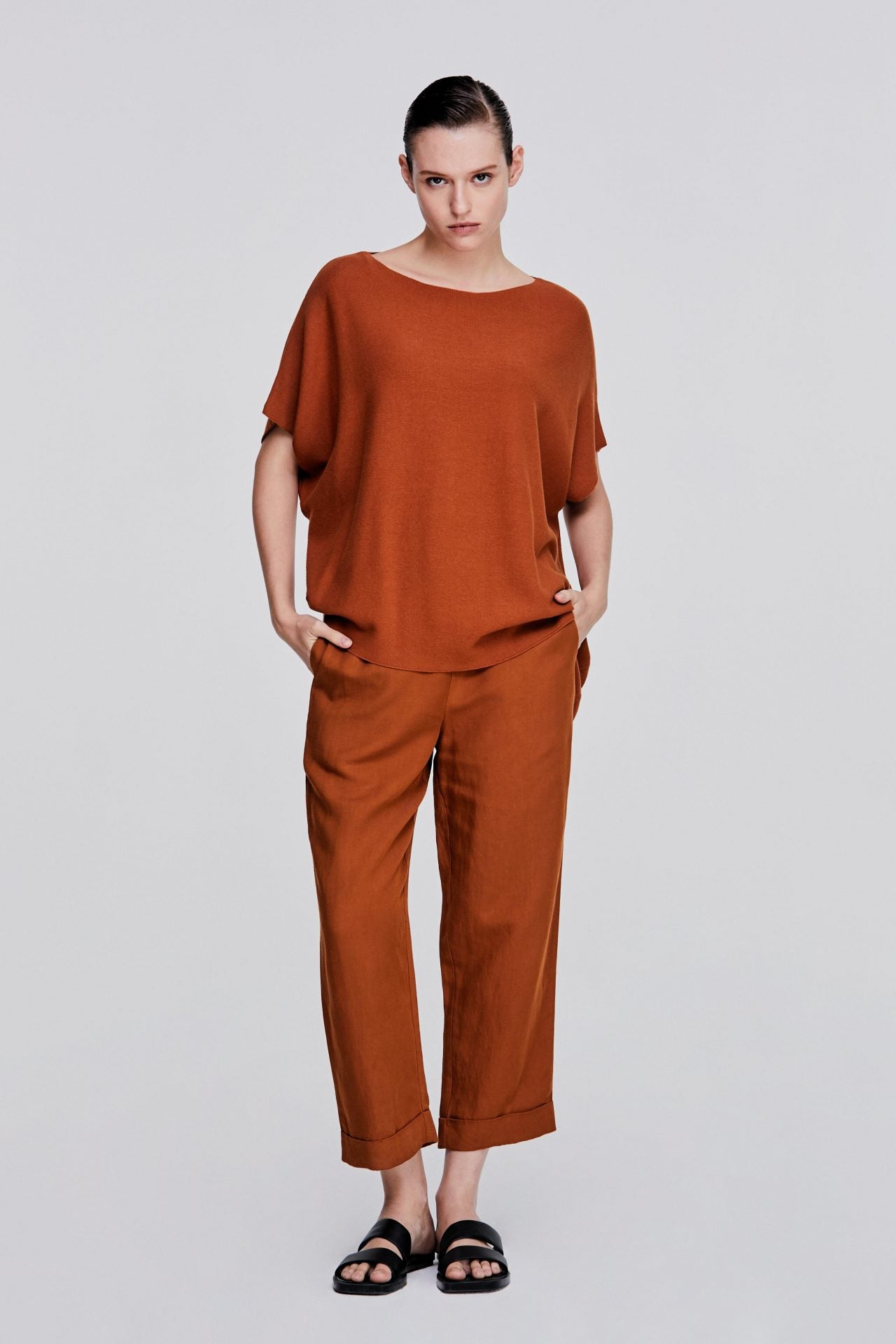 color:CAMEL