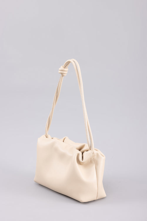 color:BEIGE
