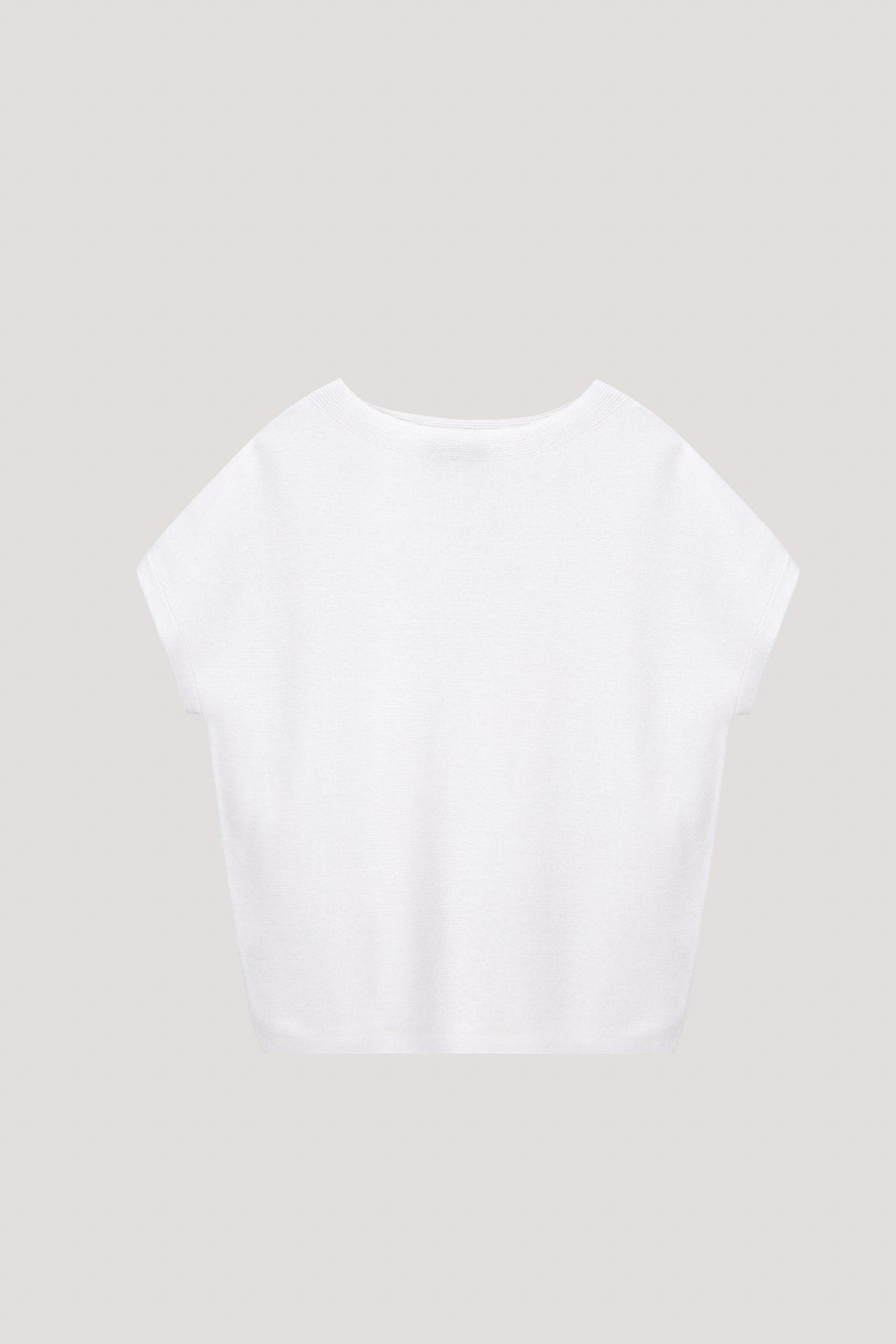 color:IVORY