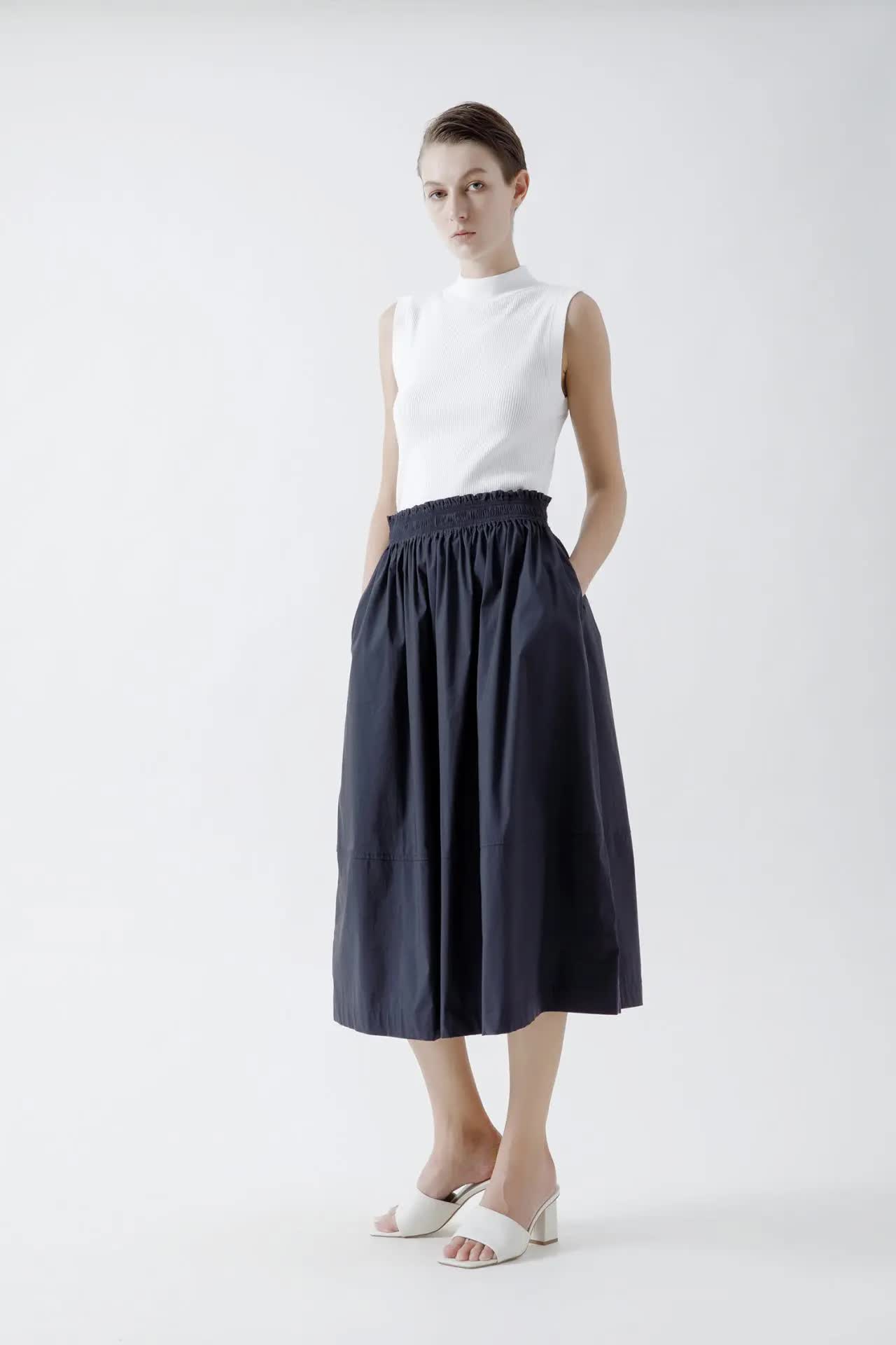 color:NAVY