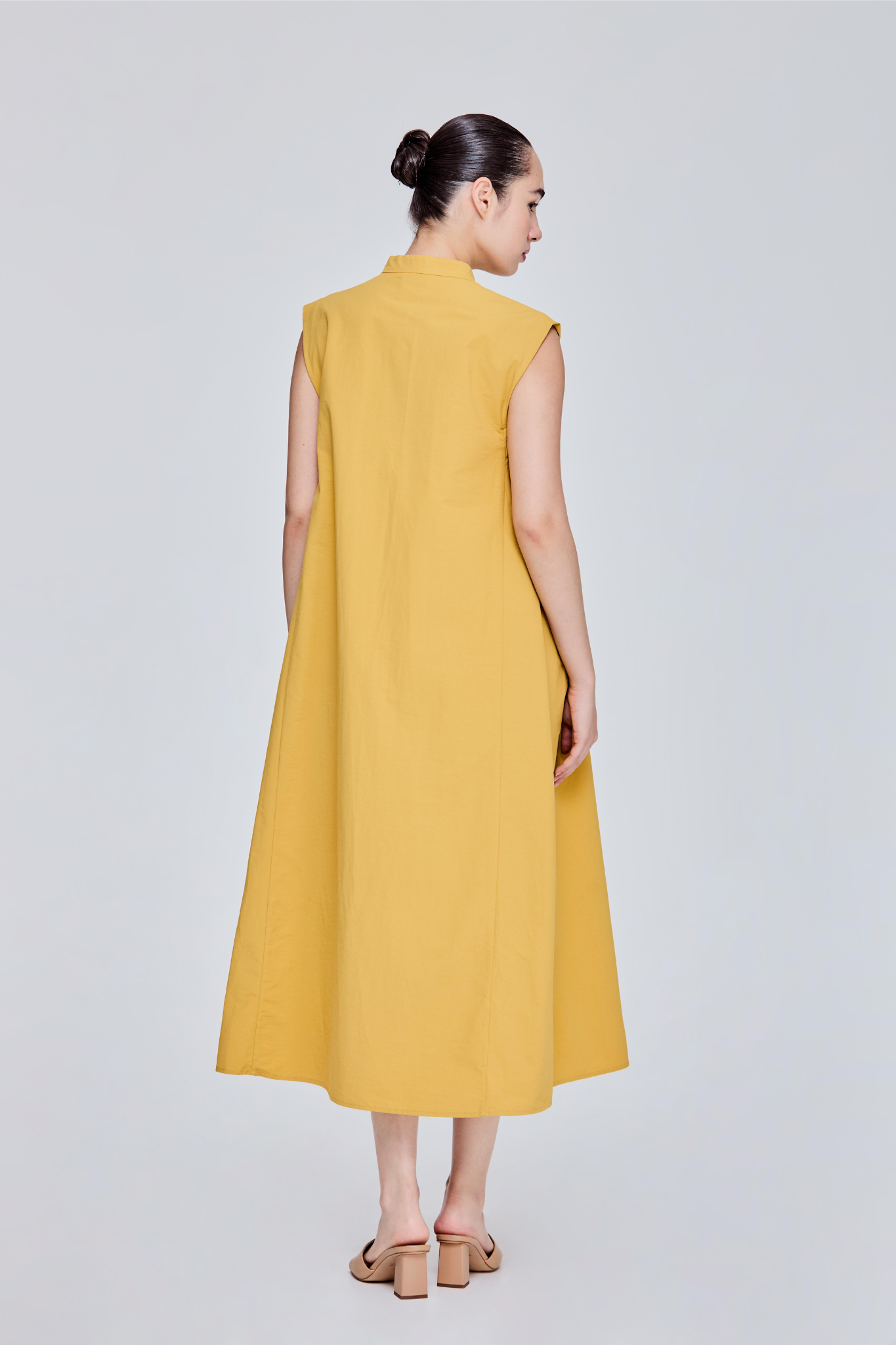 color:MELLOW