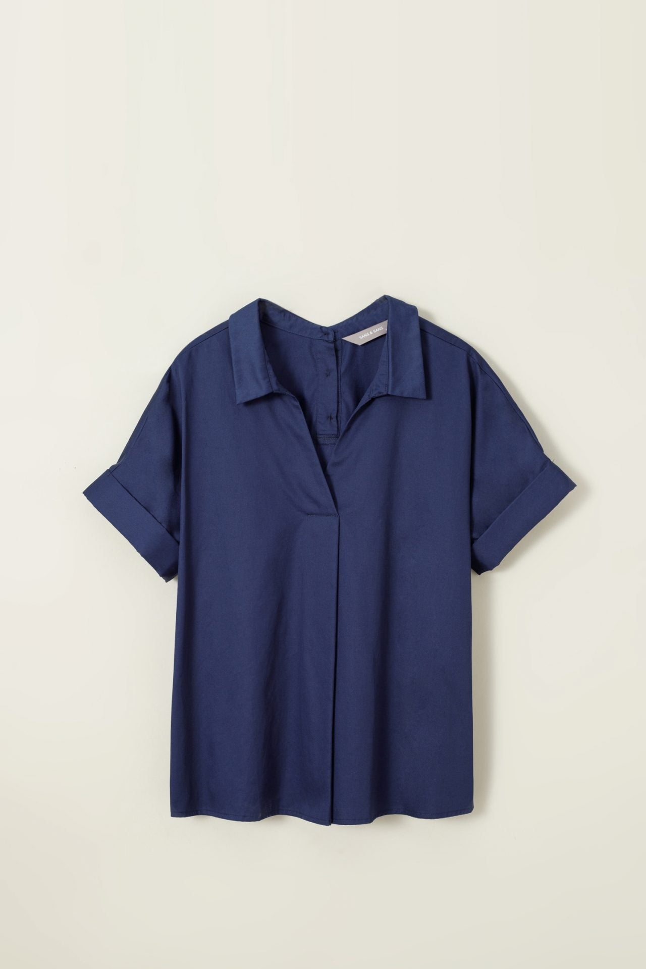color:NAVY