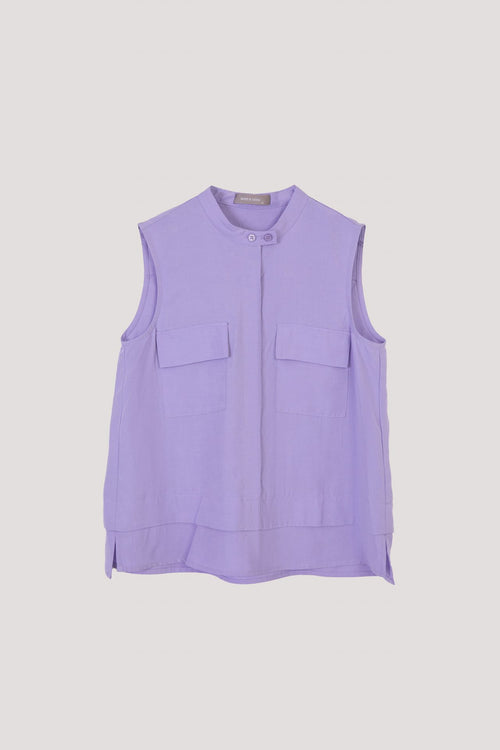 color:LAVENDER