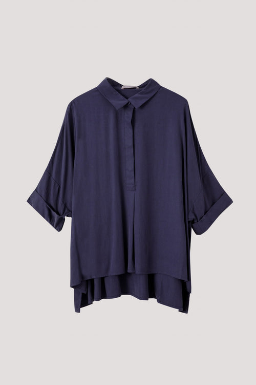 color:NAVY