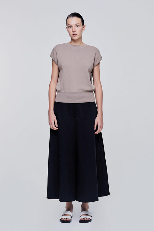color:KHAKI