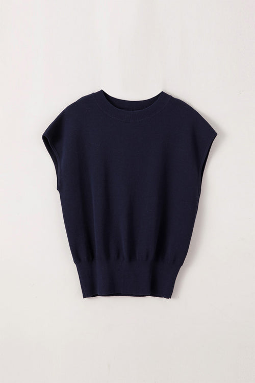 color:NAVY