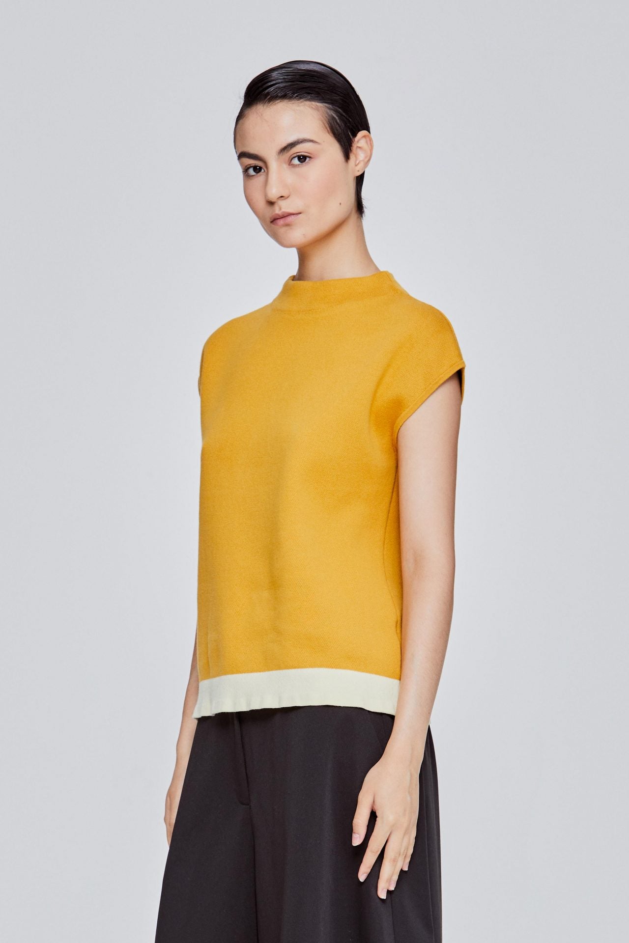 color:MARIGOLD