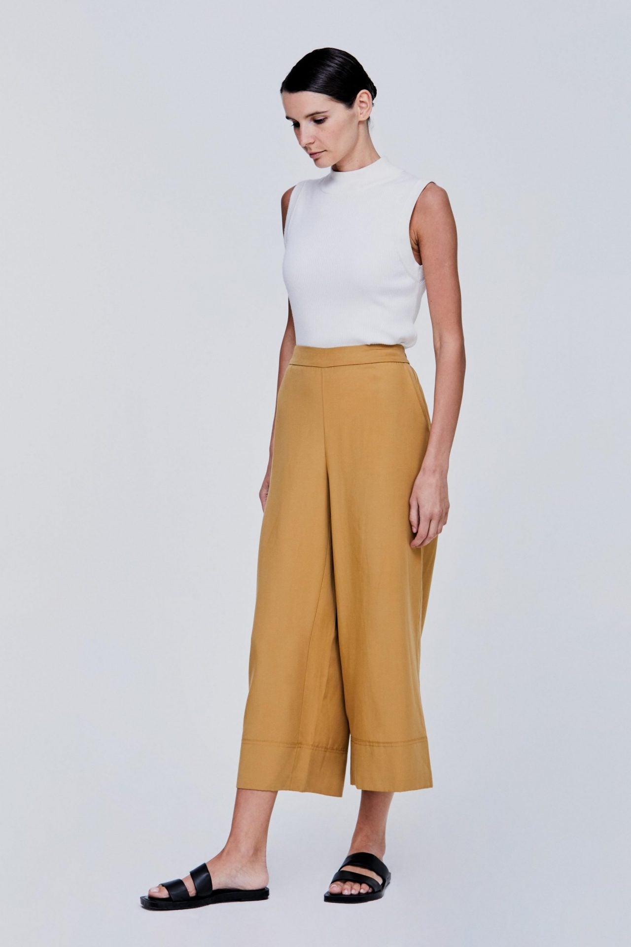 color:OCHRE