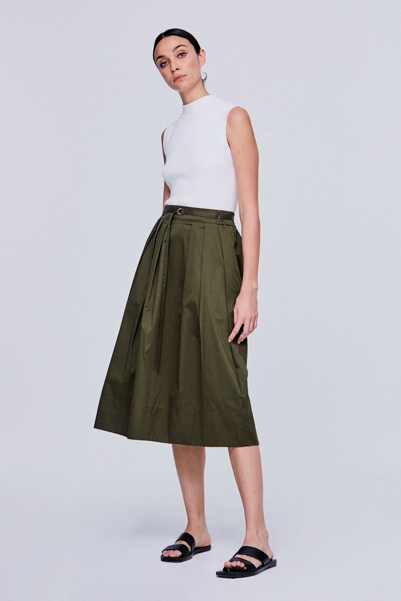color:ARMY GREEN