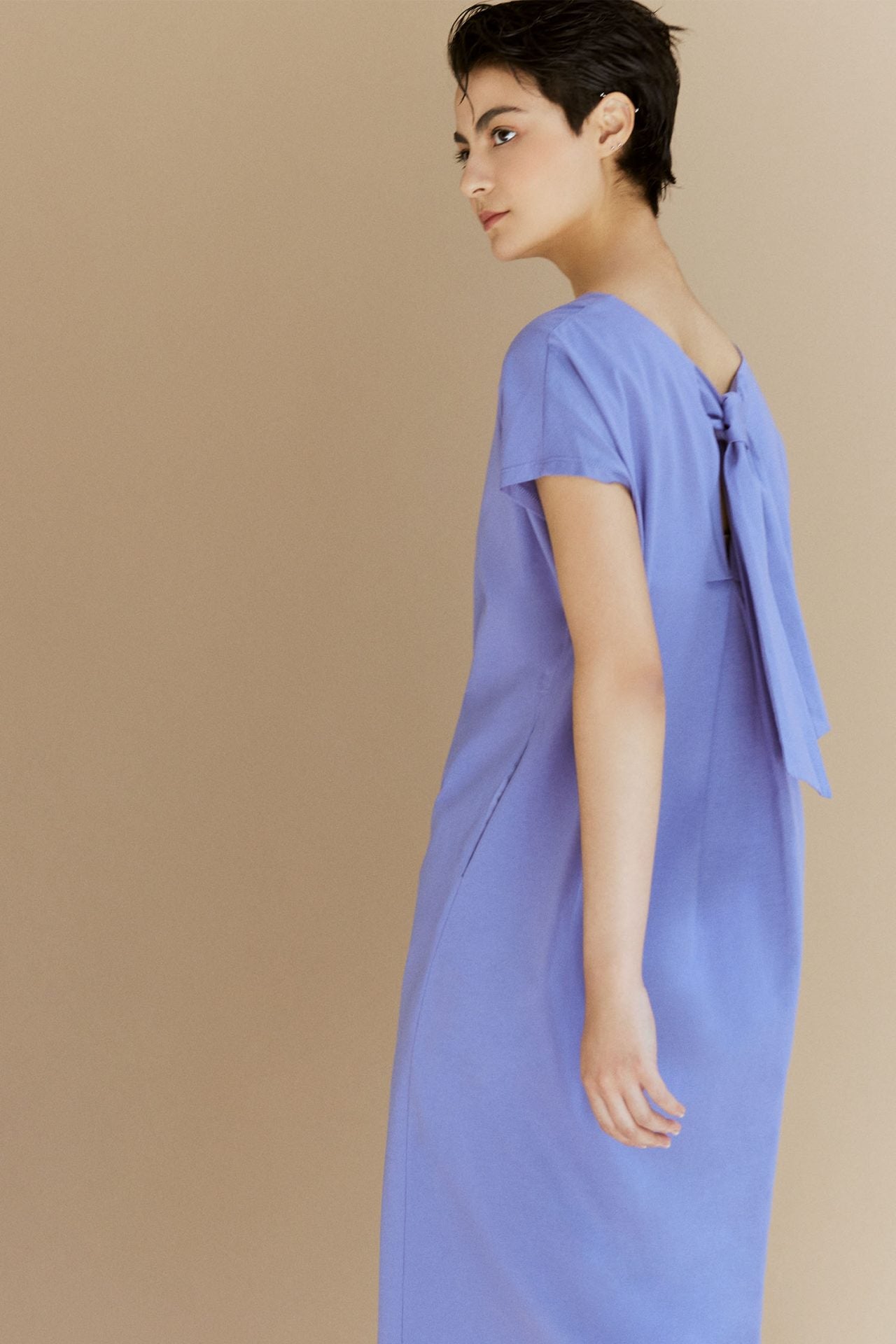color:LAVENDER