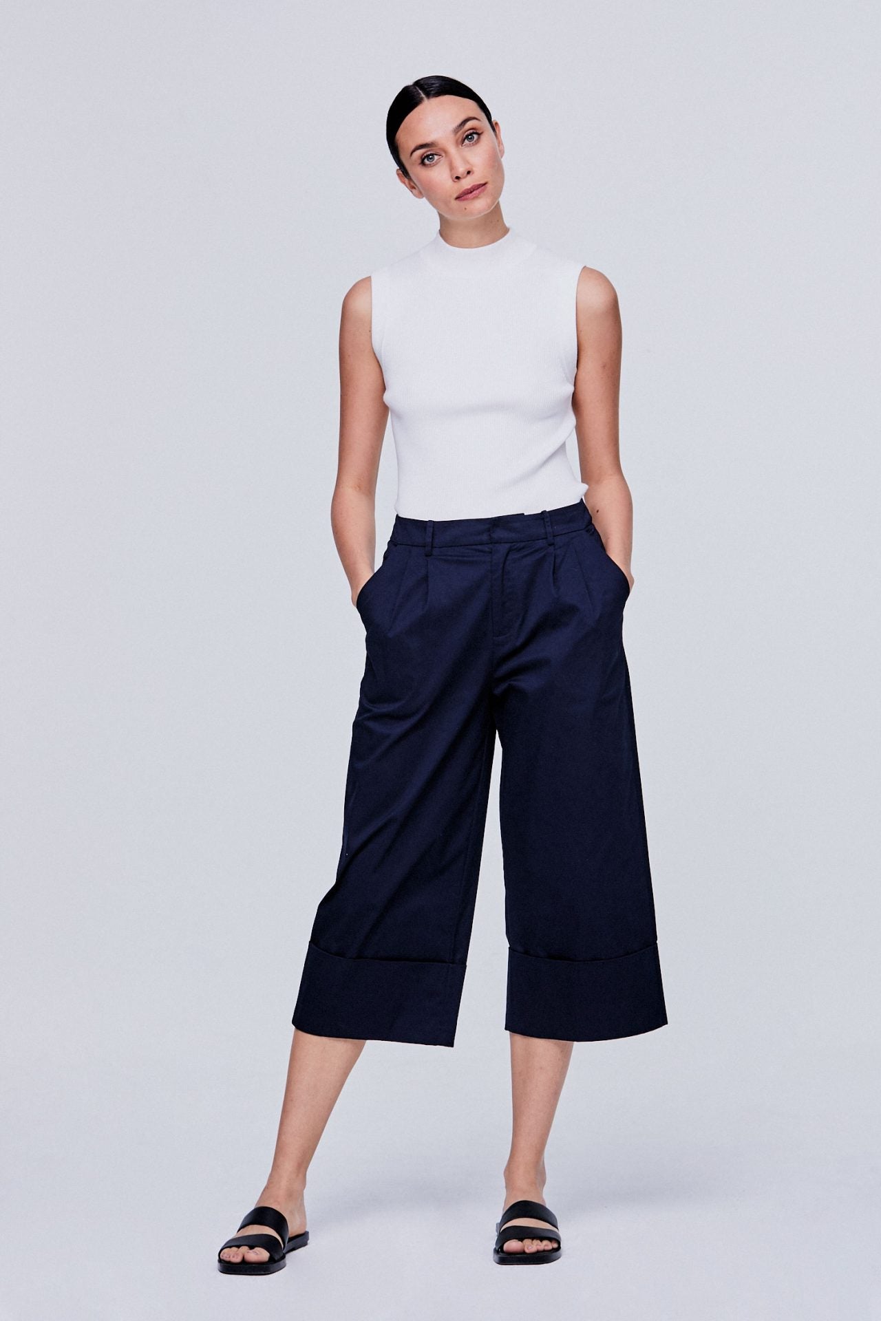color:NAVY