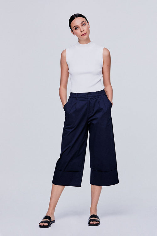 color:NAVY