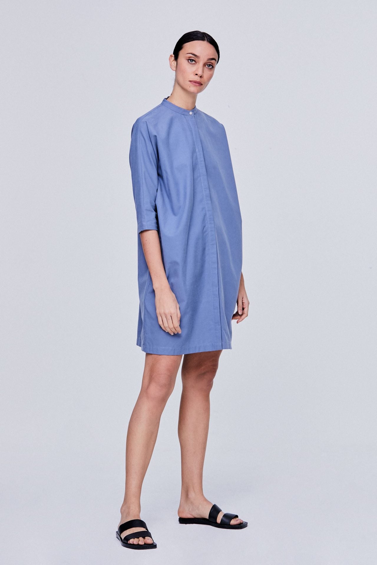 color:STEEL BLUE