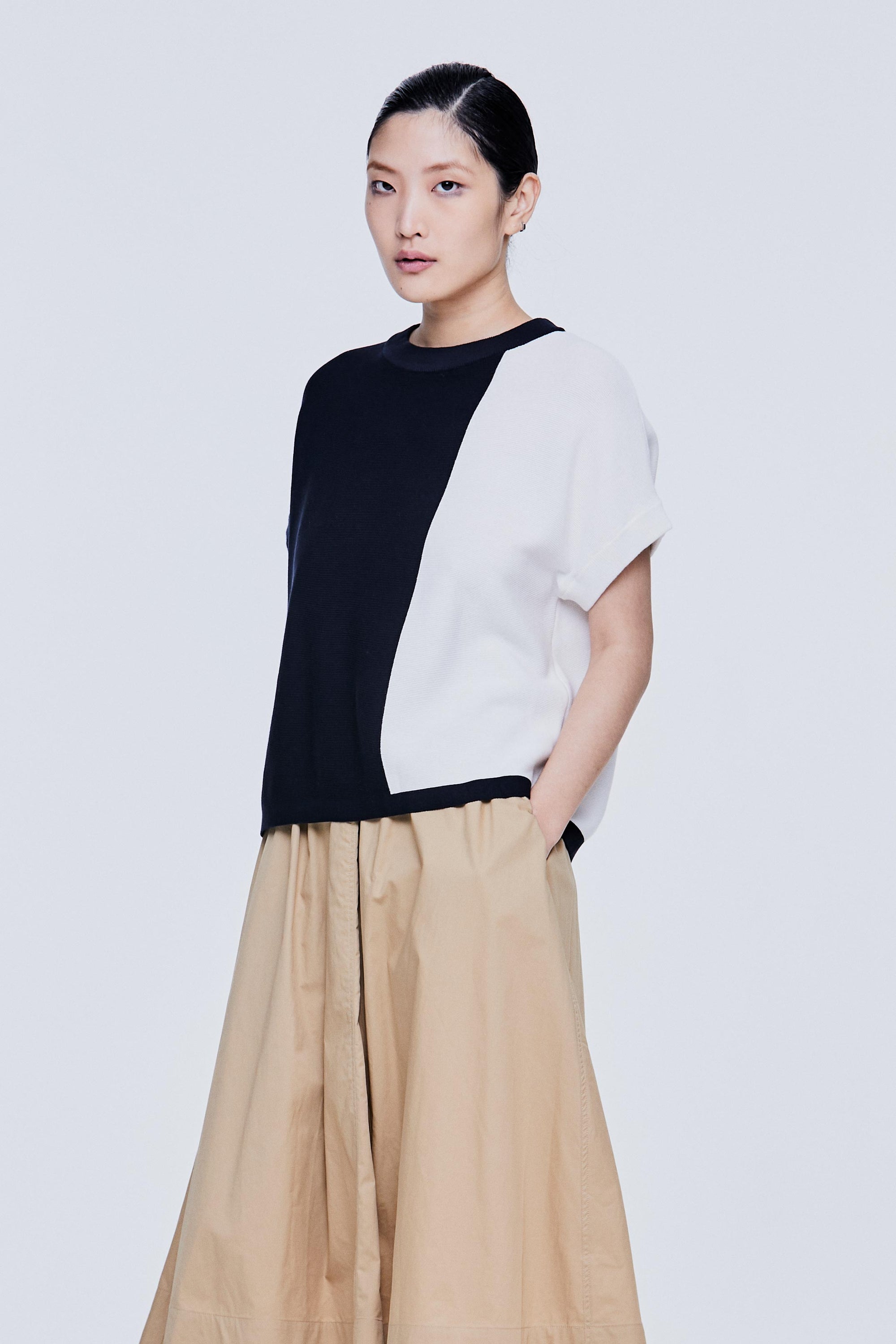 color:NAVY