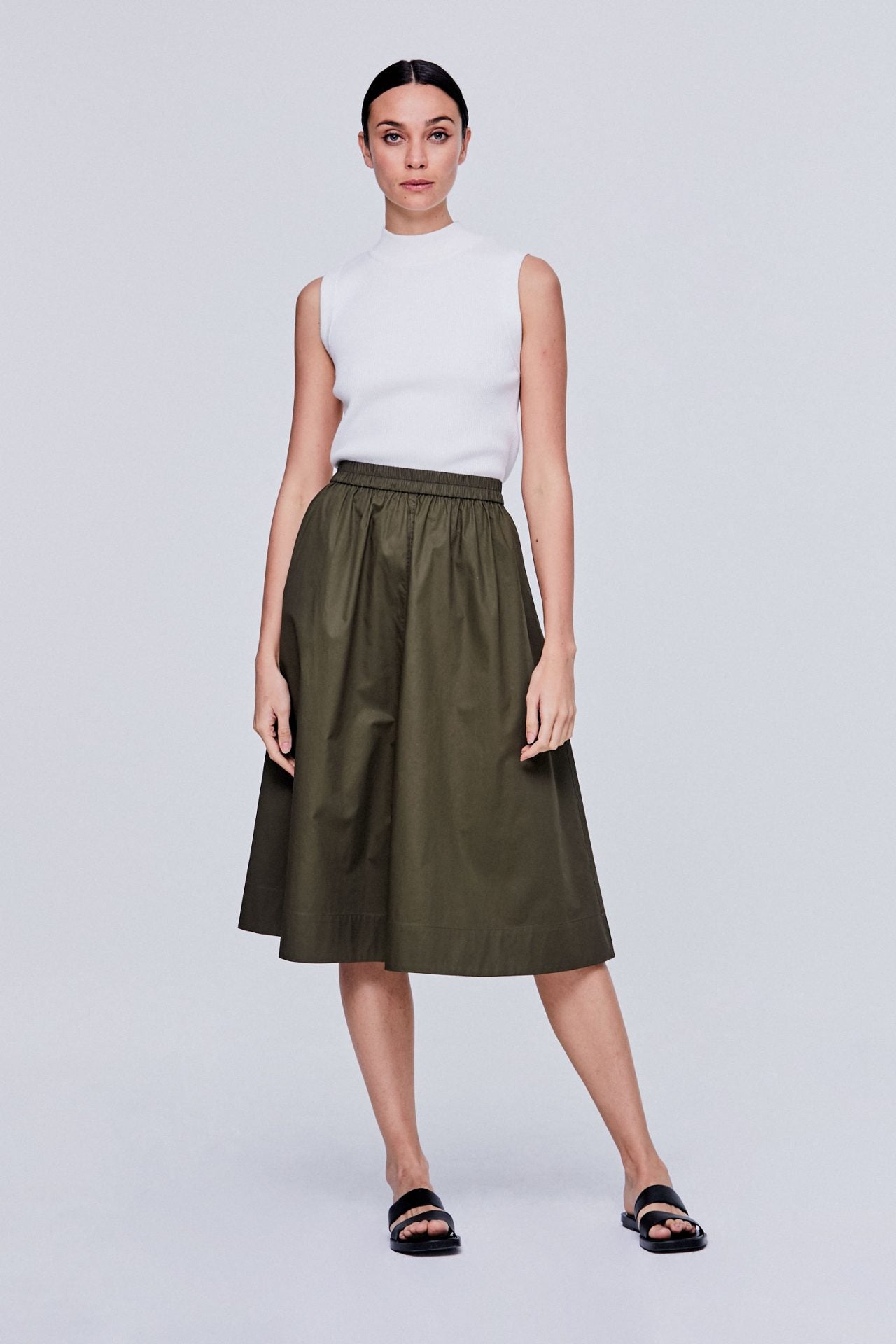 color:ARMY GREEN