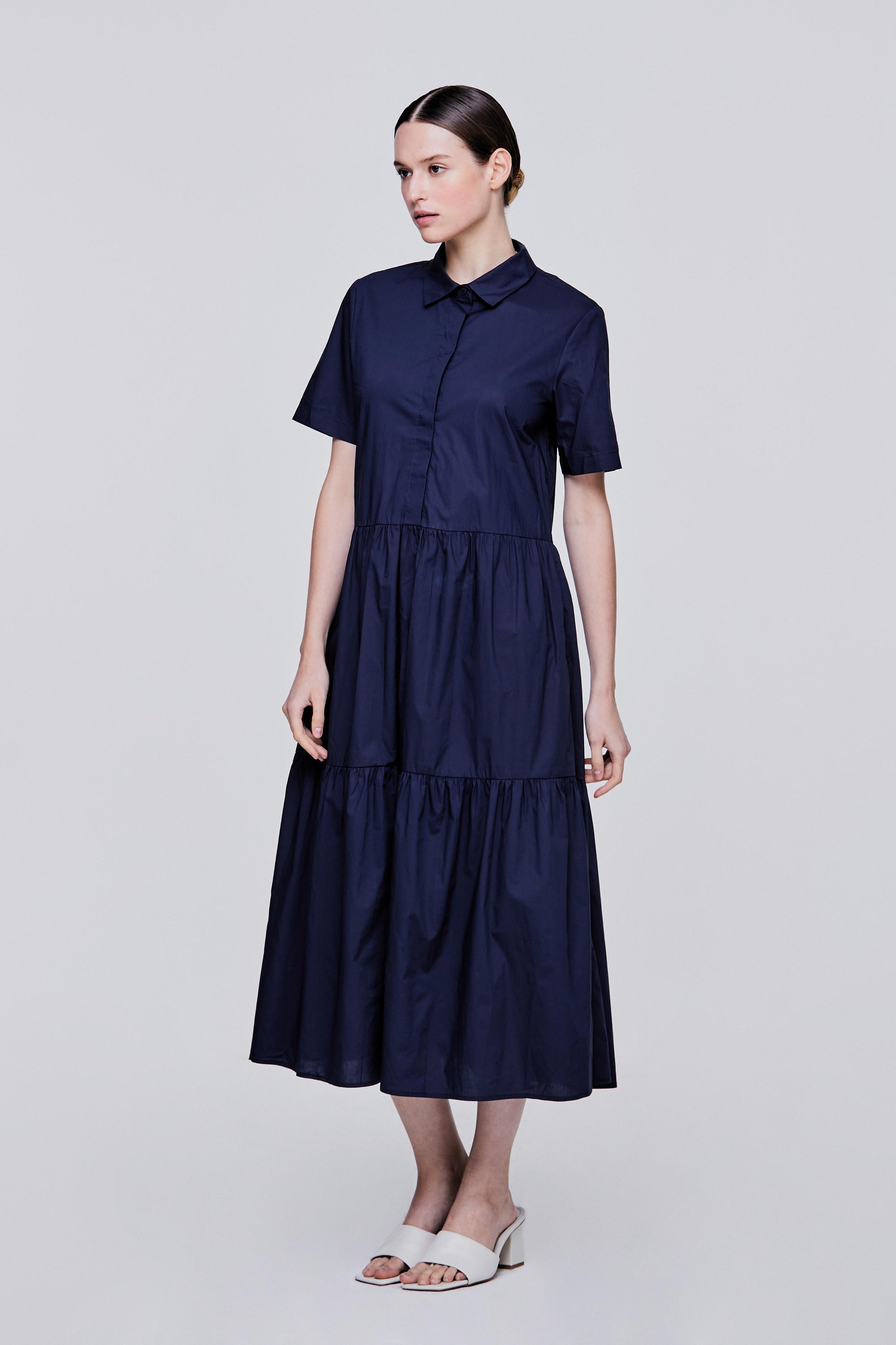 color:NAVY