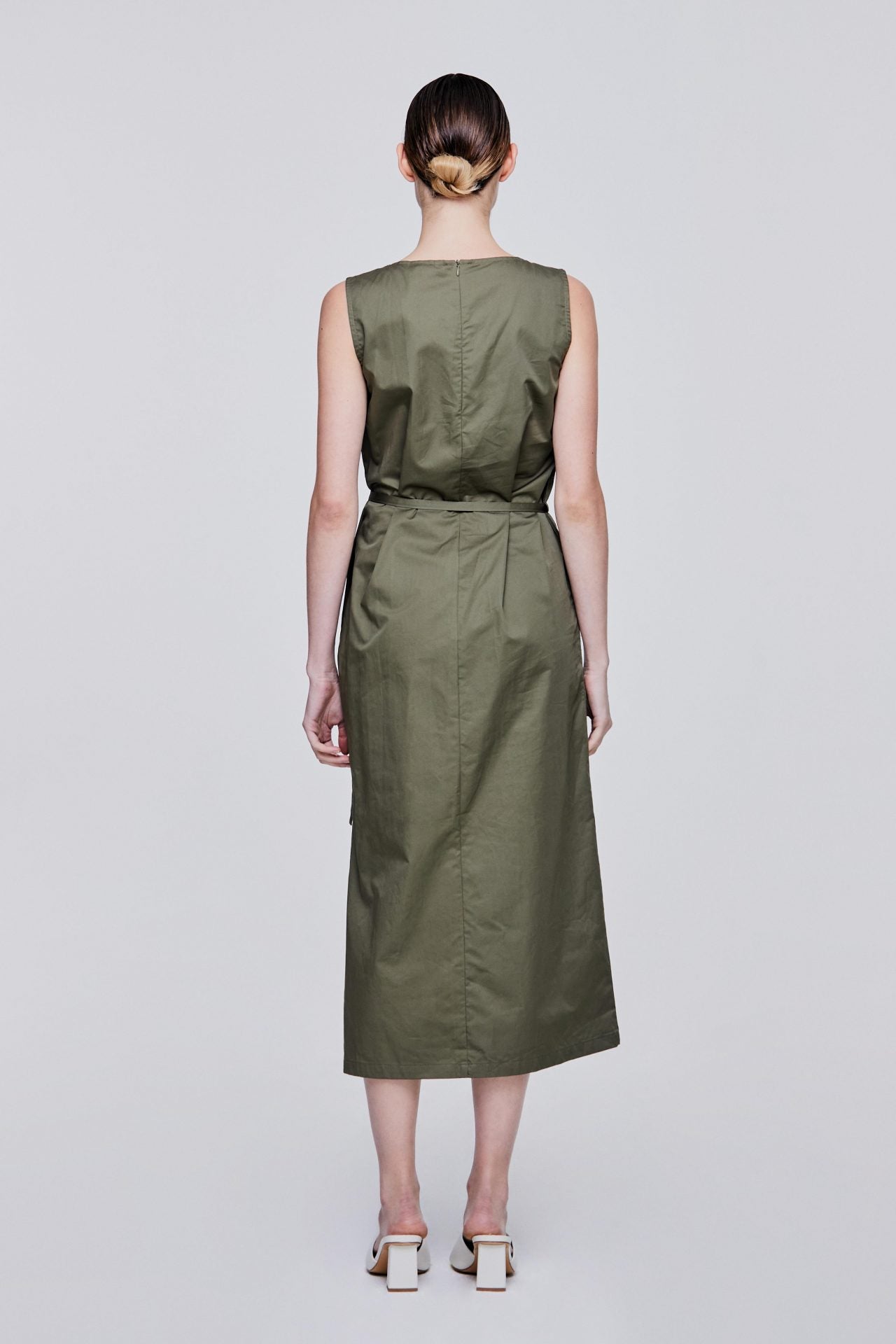 color:ARMY GREEN