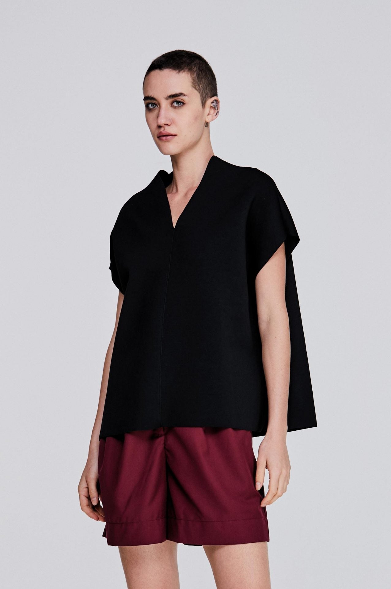 color:NOIR