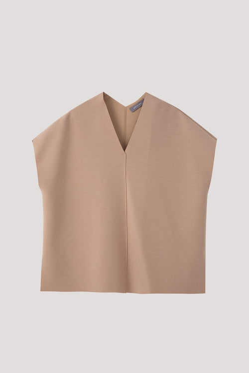 color:BEIGE