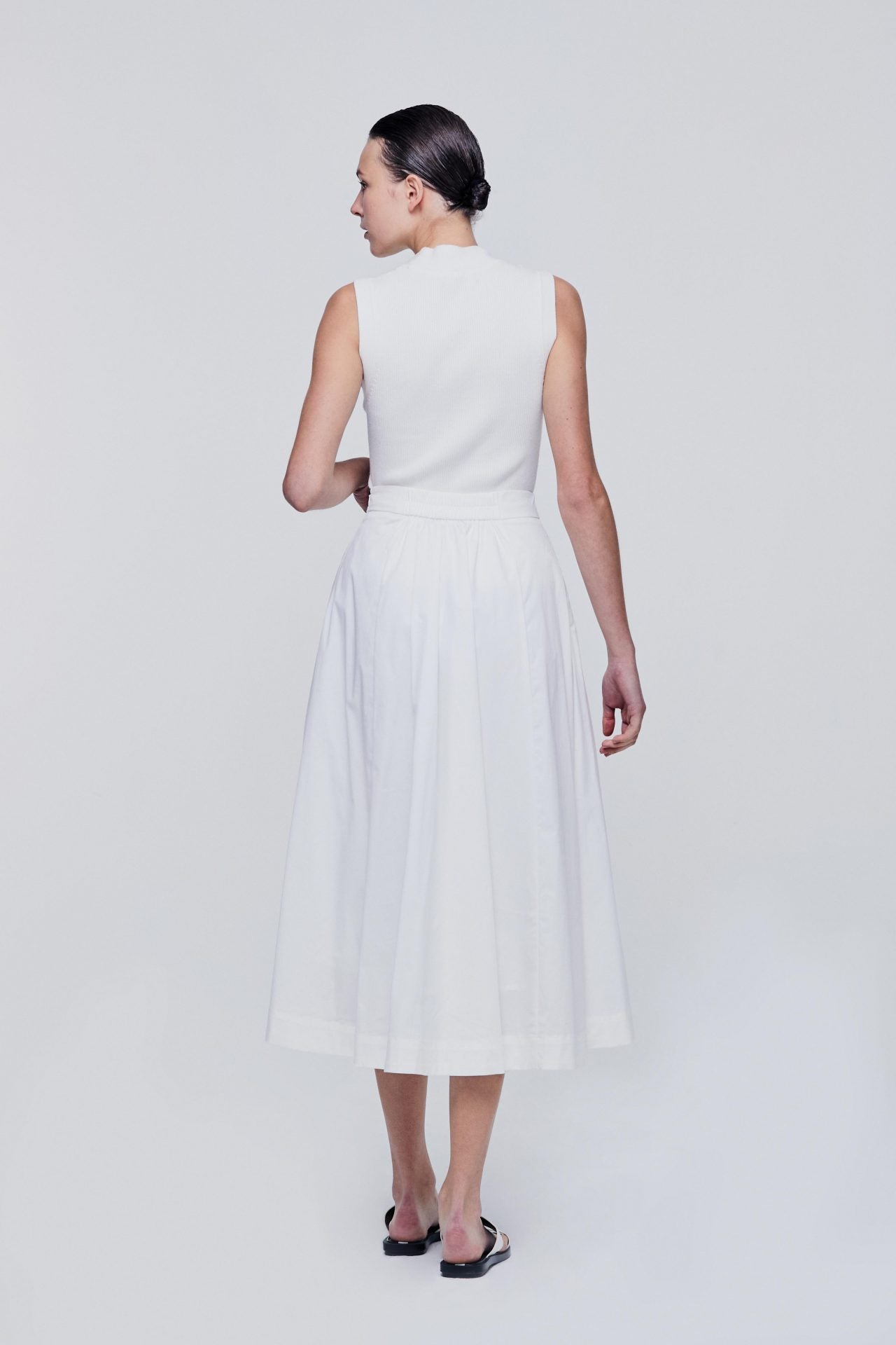 color:IVORY