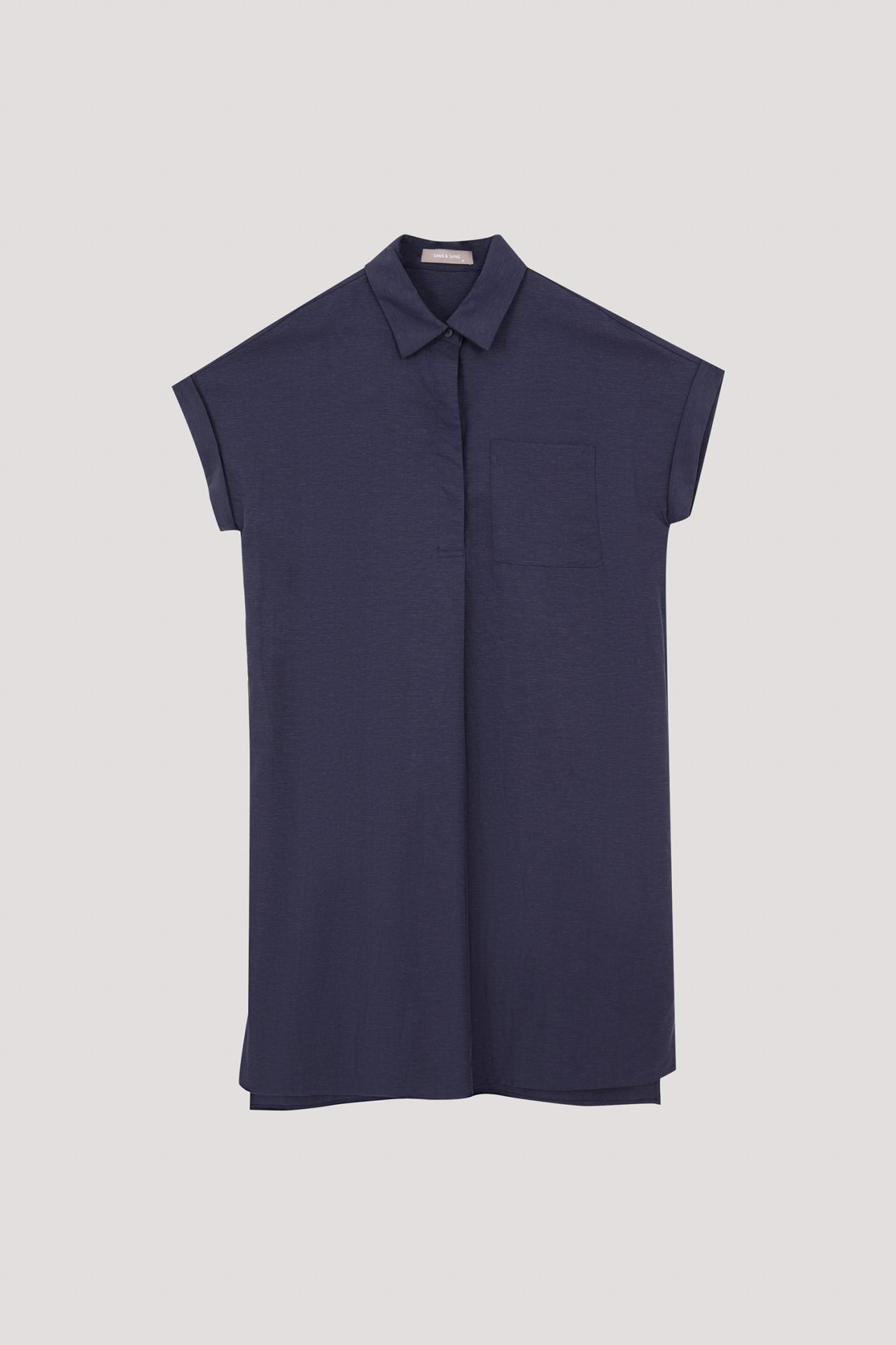 color:NAVY