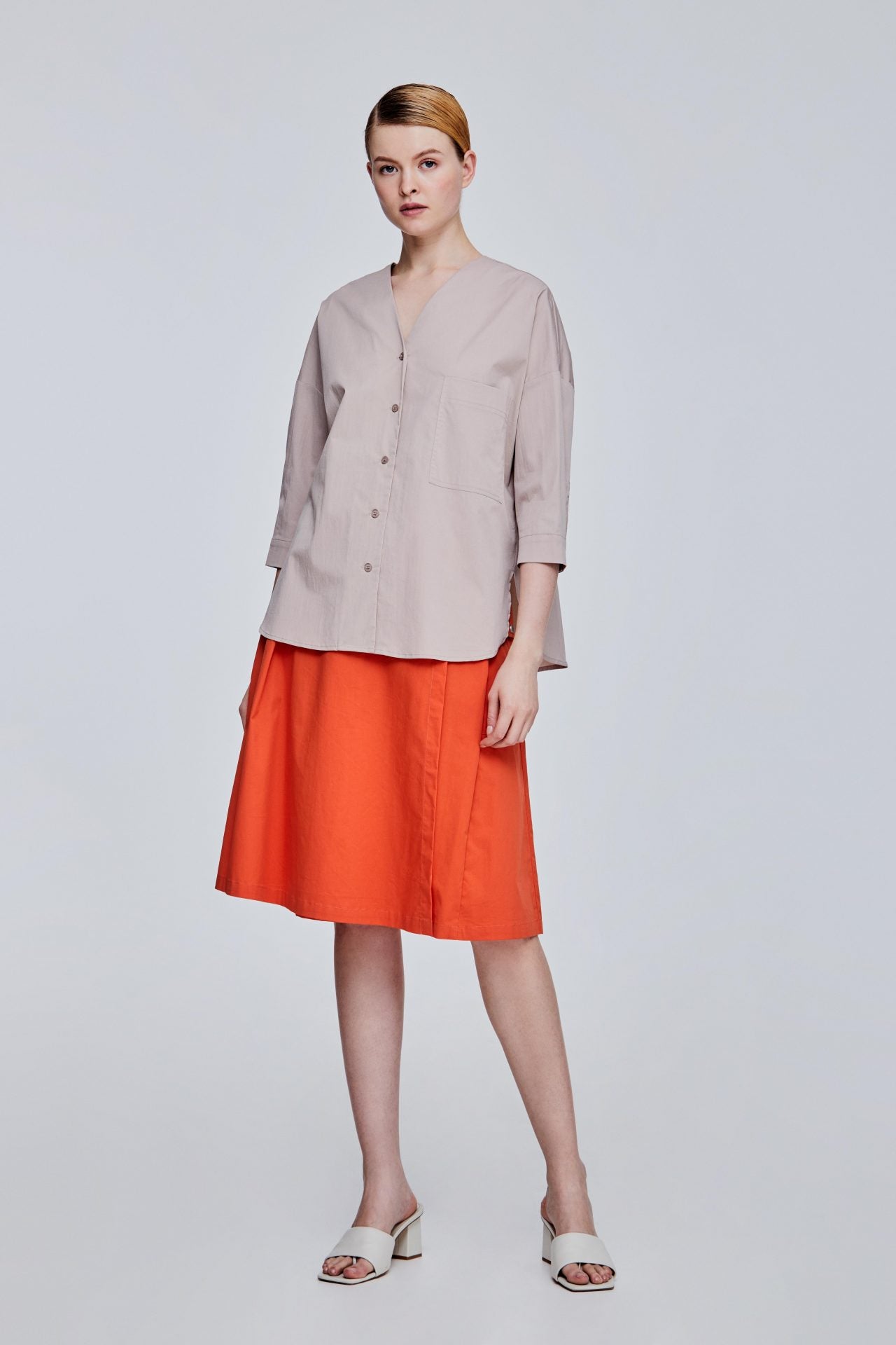 color:TAUPE