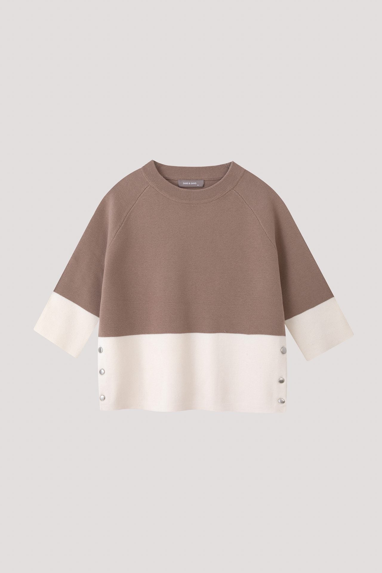 color:KHAKI