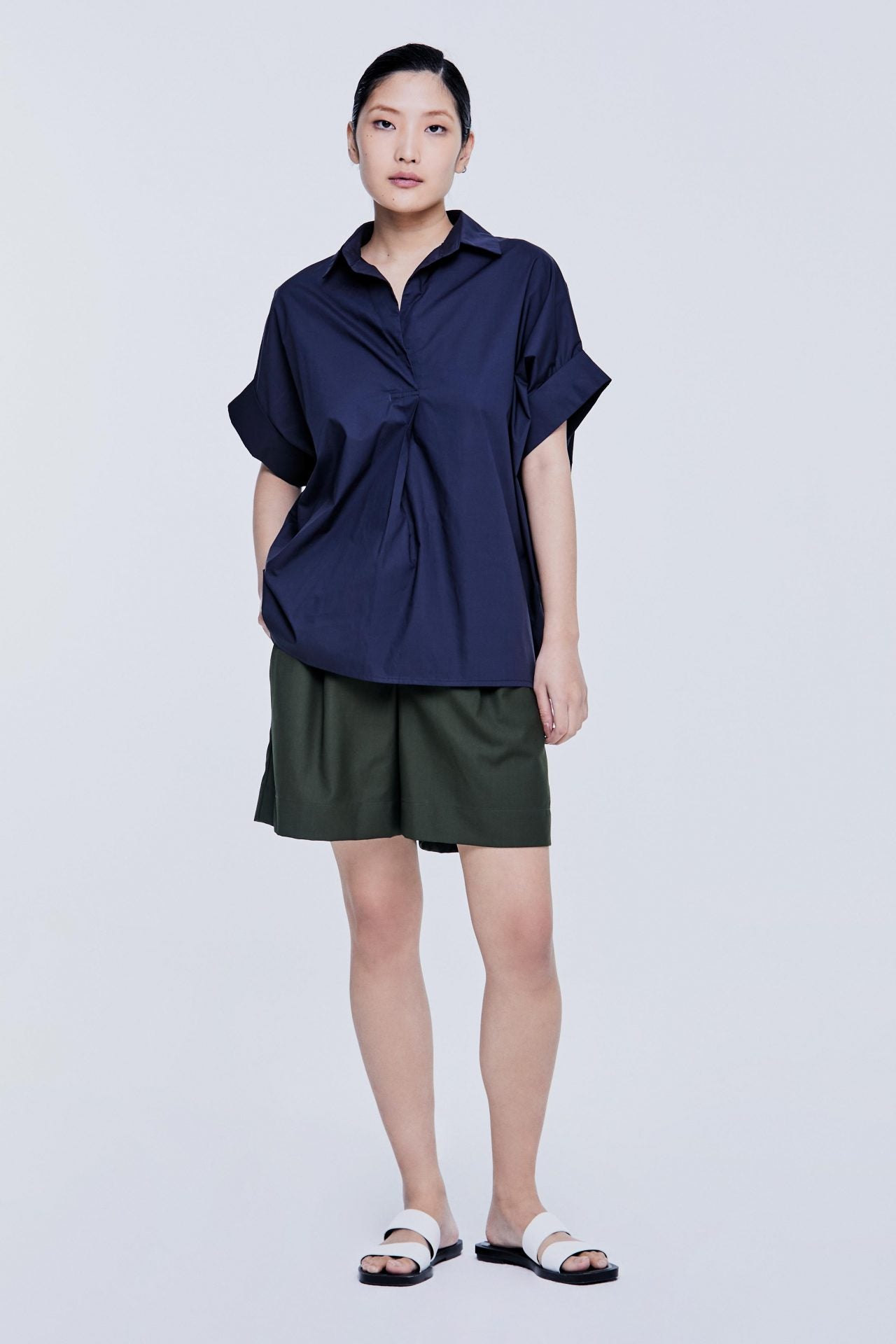color:NAVY