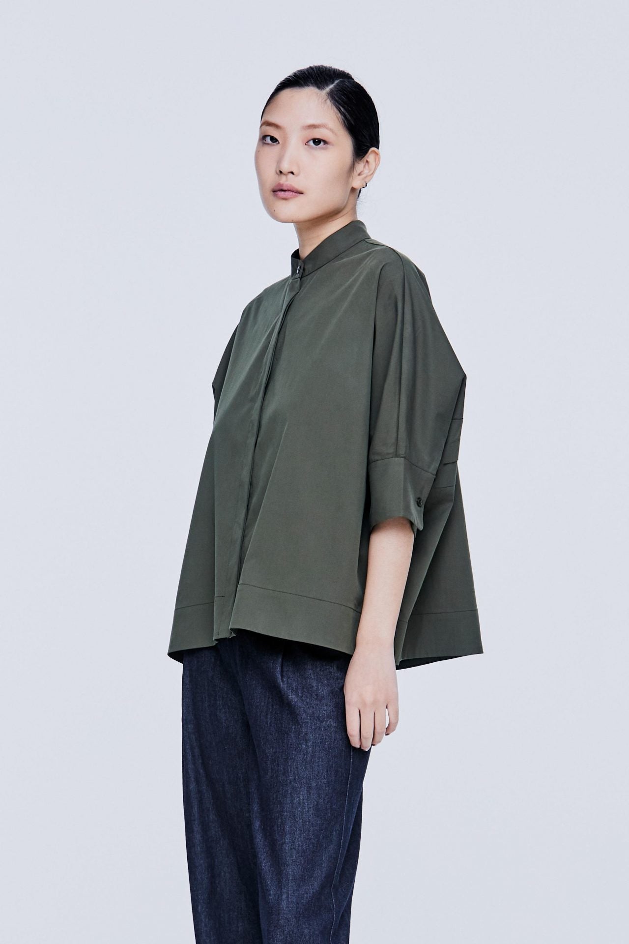 color:ARMY GREEN