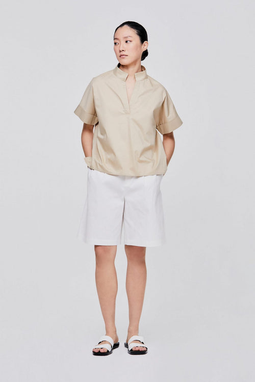 color:KHAKI