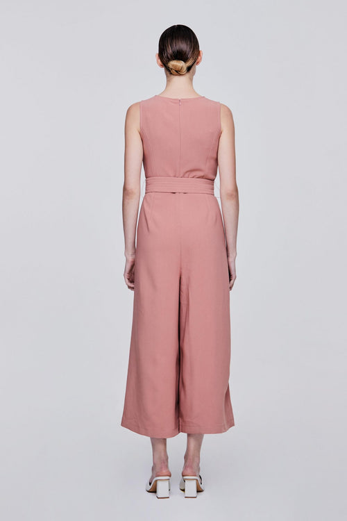 color:BLUSH