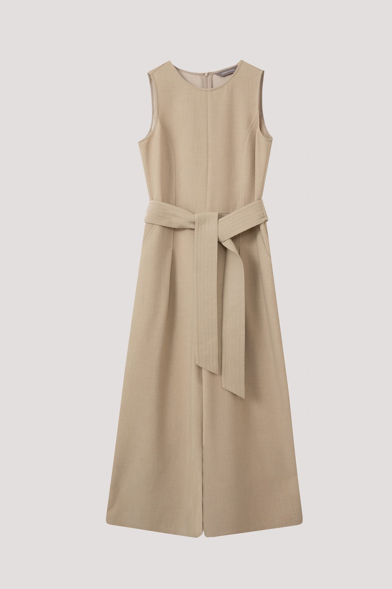 color:SAND