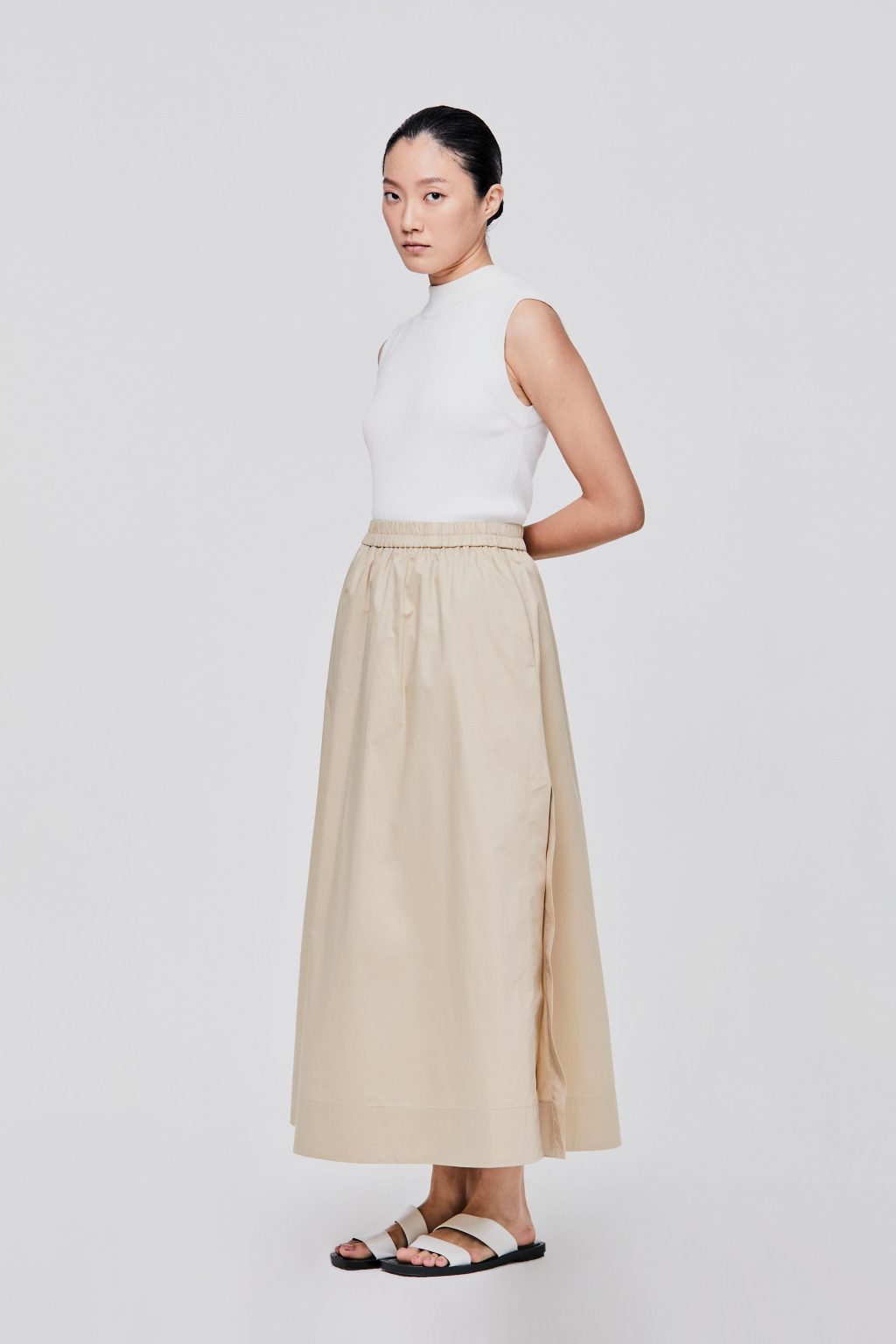 color:SAND