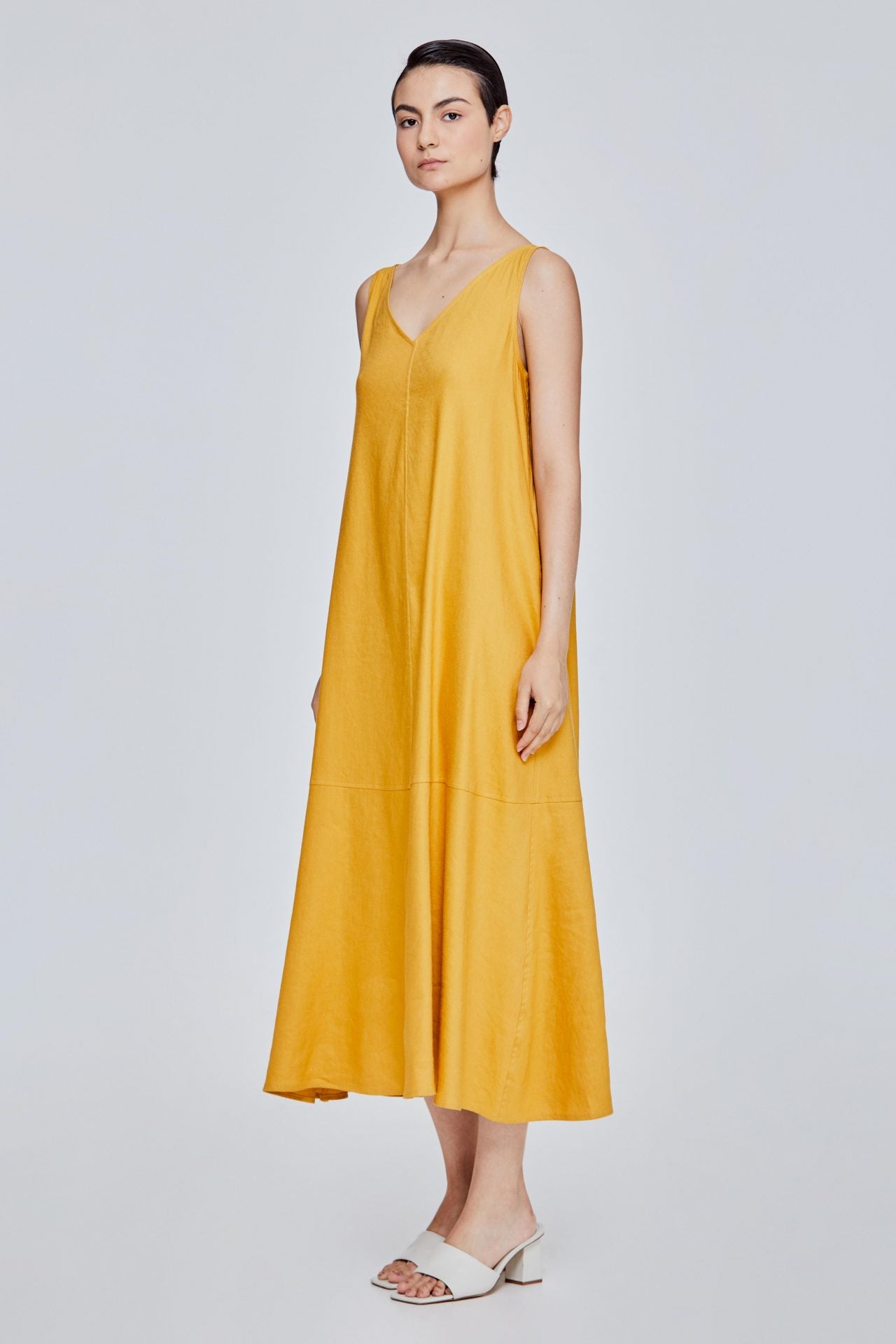 color:MARIGOLD