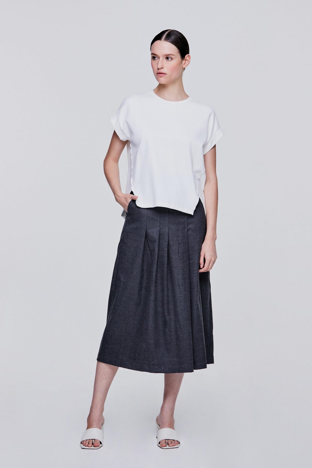 color:IVORY