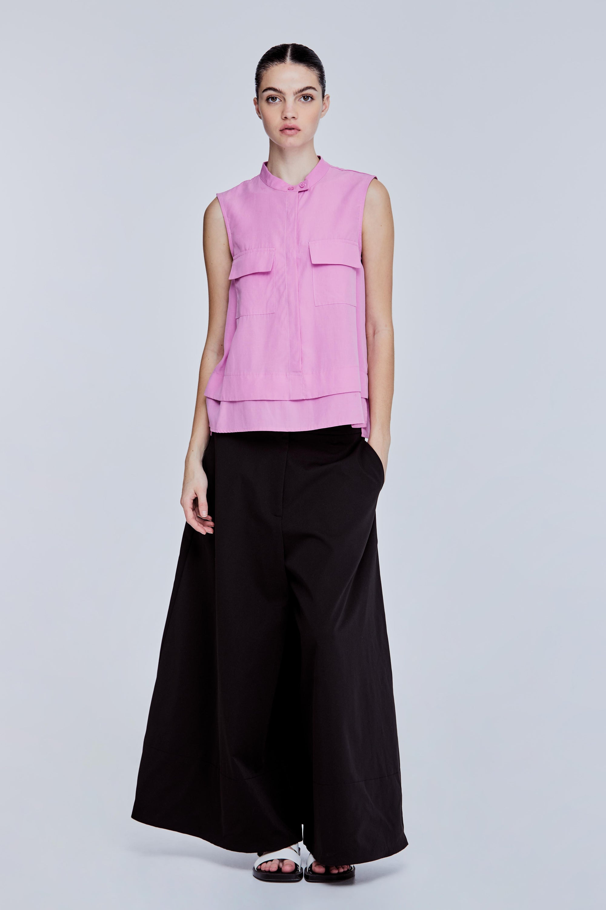 color:FUCHSIA