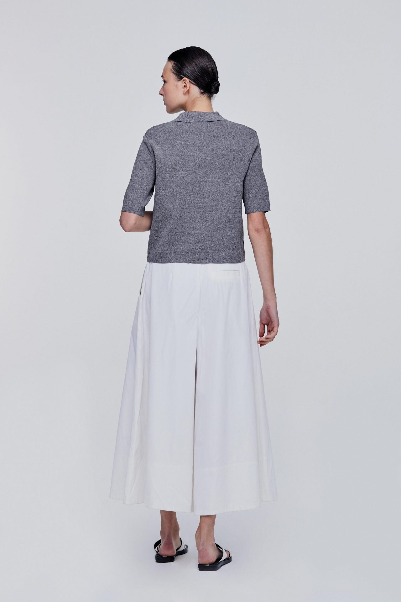 color:HUE GREY