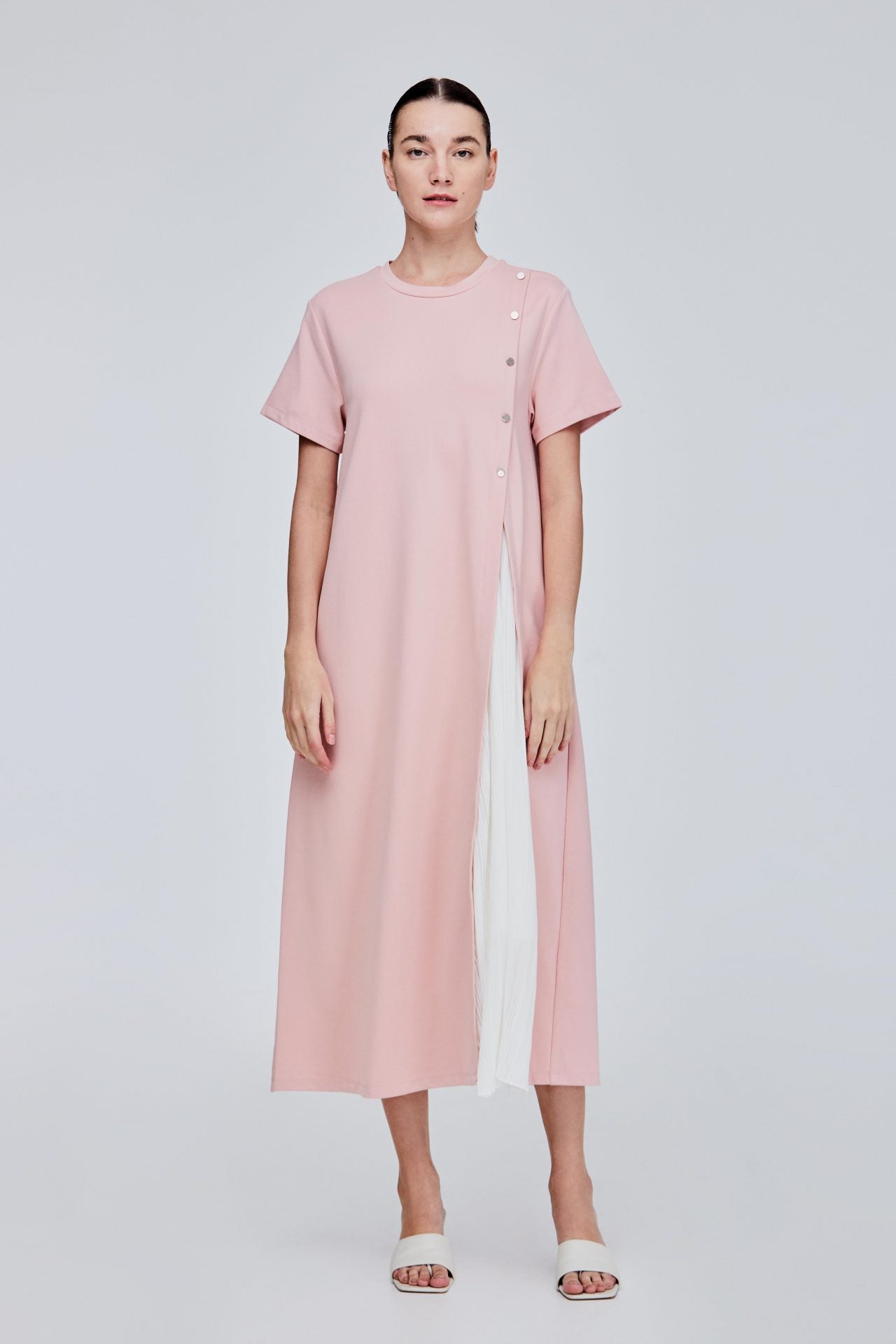 color:BLUSH