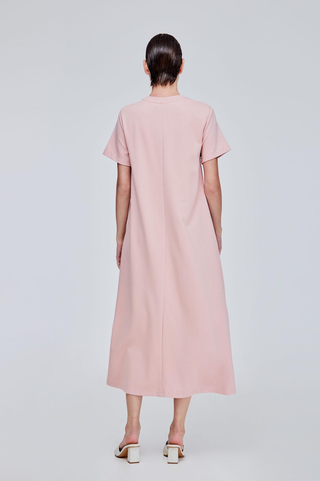 color:BLUSH
