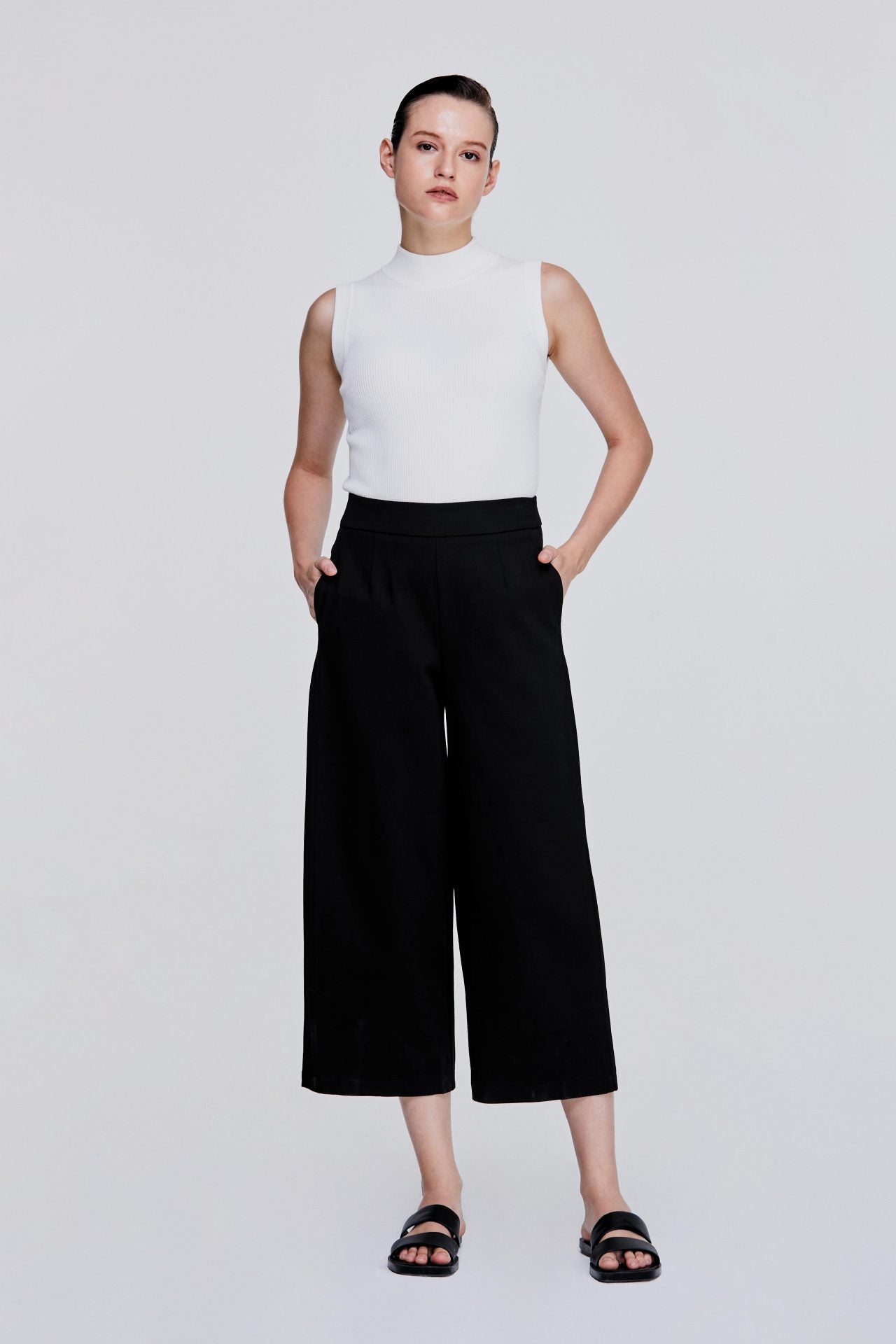 color:NOIR