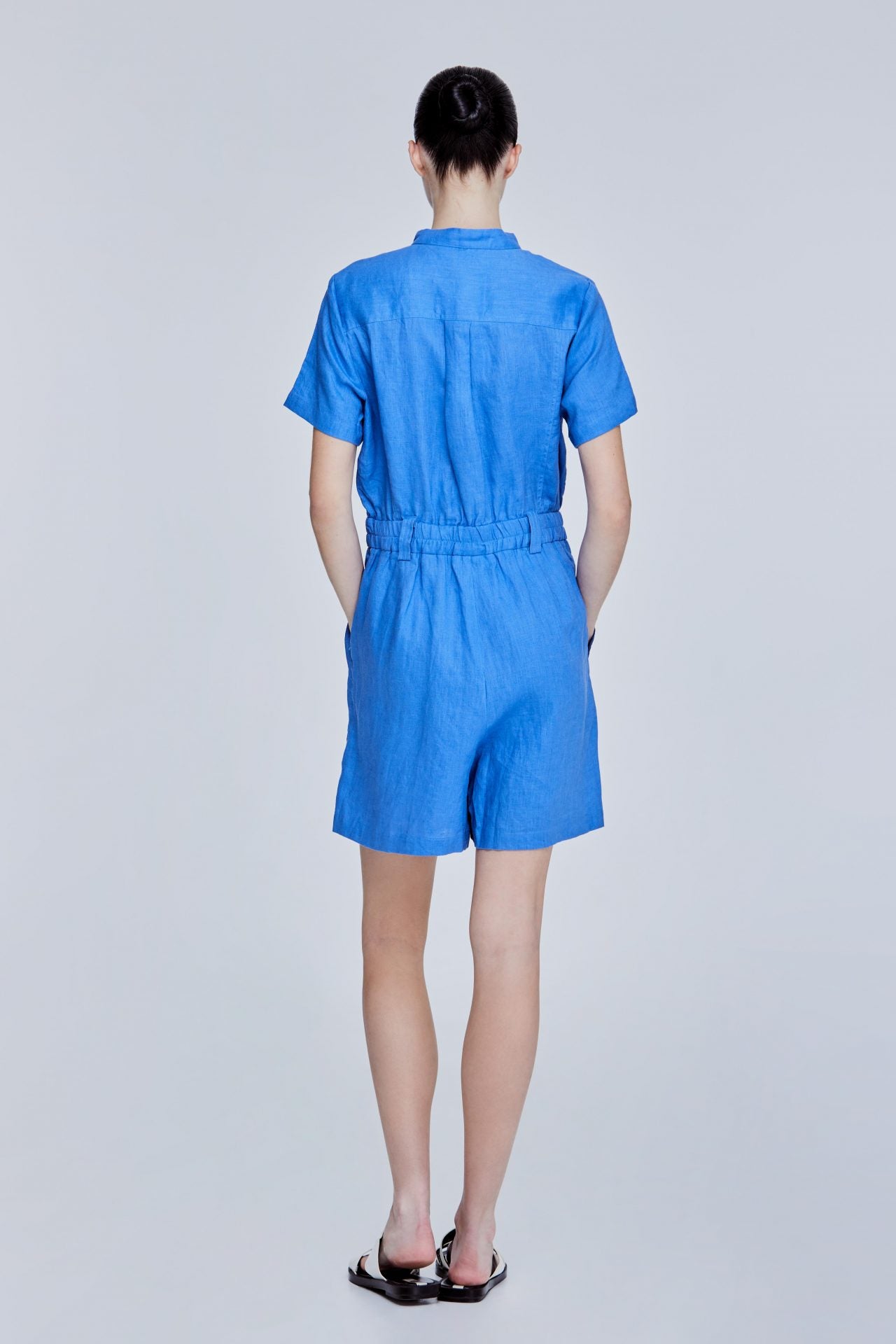 color:AZURE BLUE