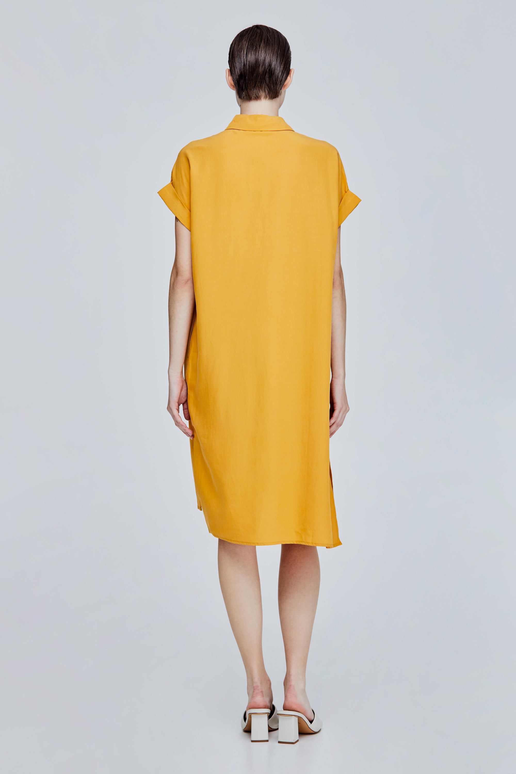 color:MARIGOLD