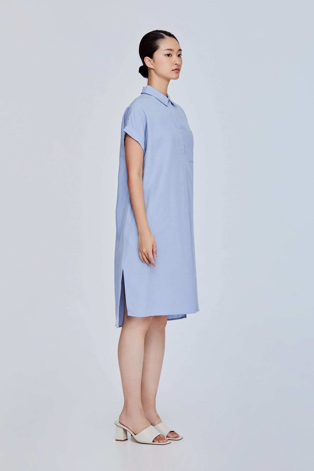 color:STEEL BLUE