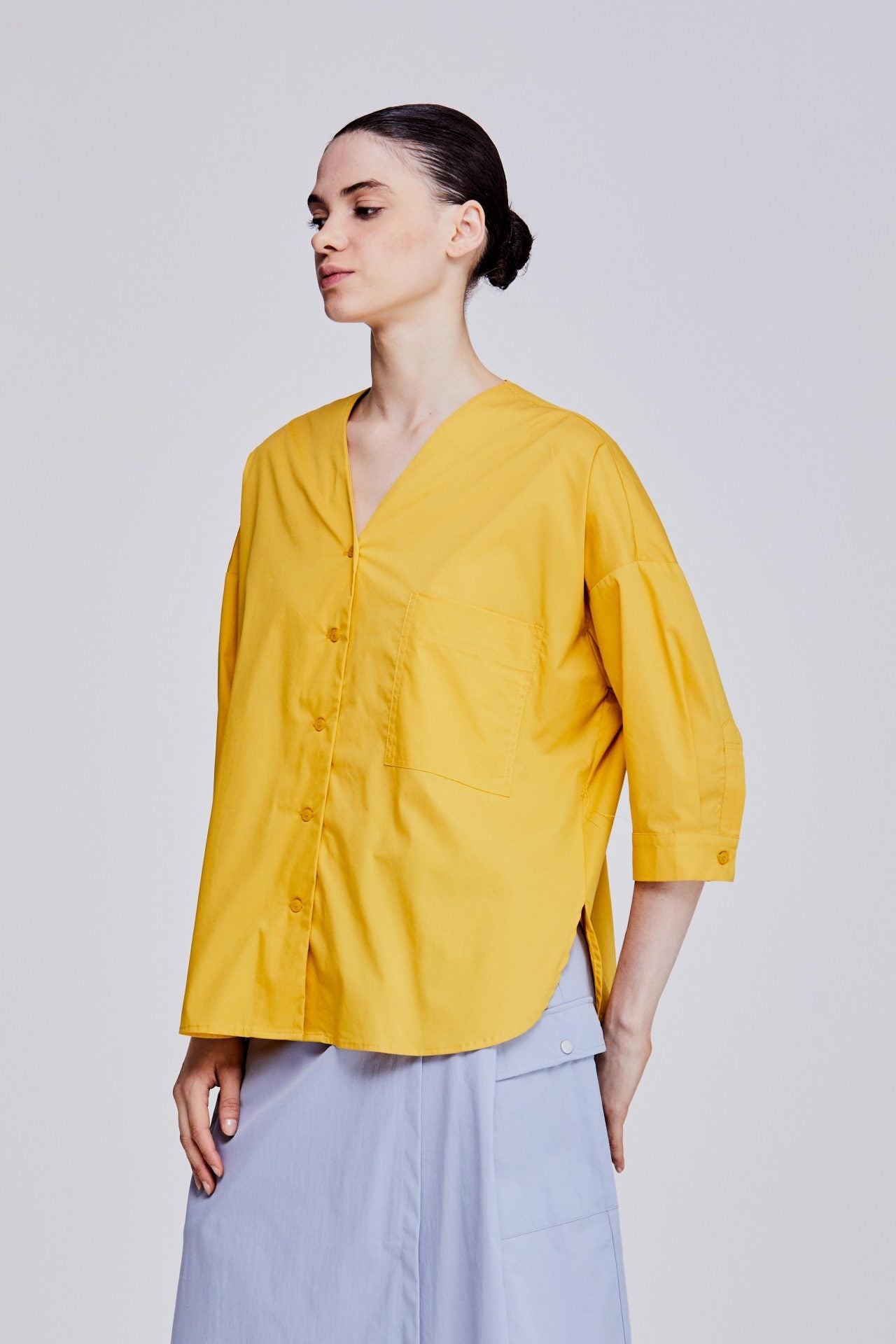 color:MUSTARD