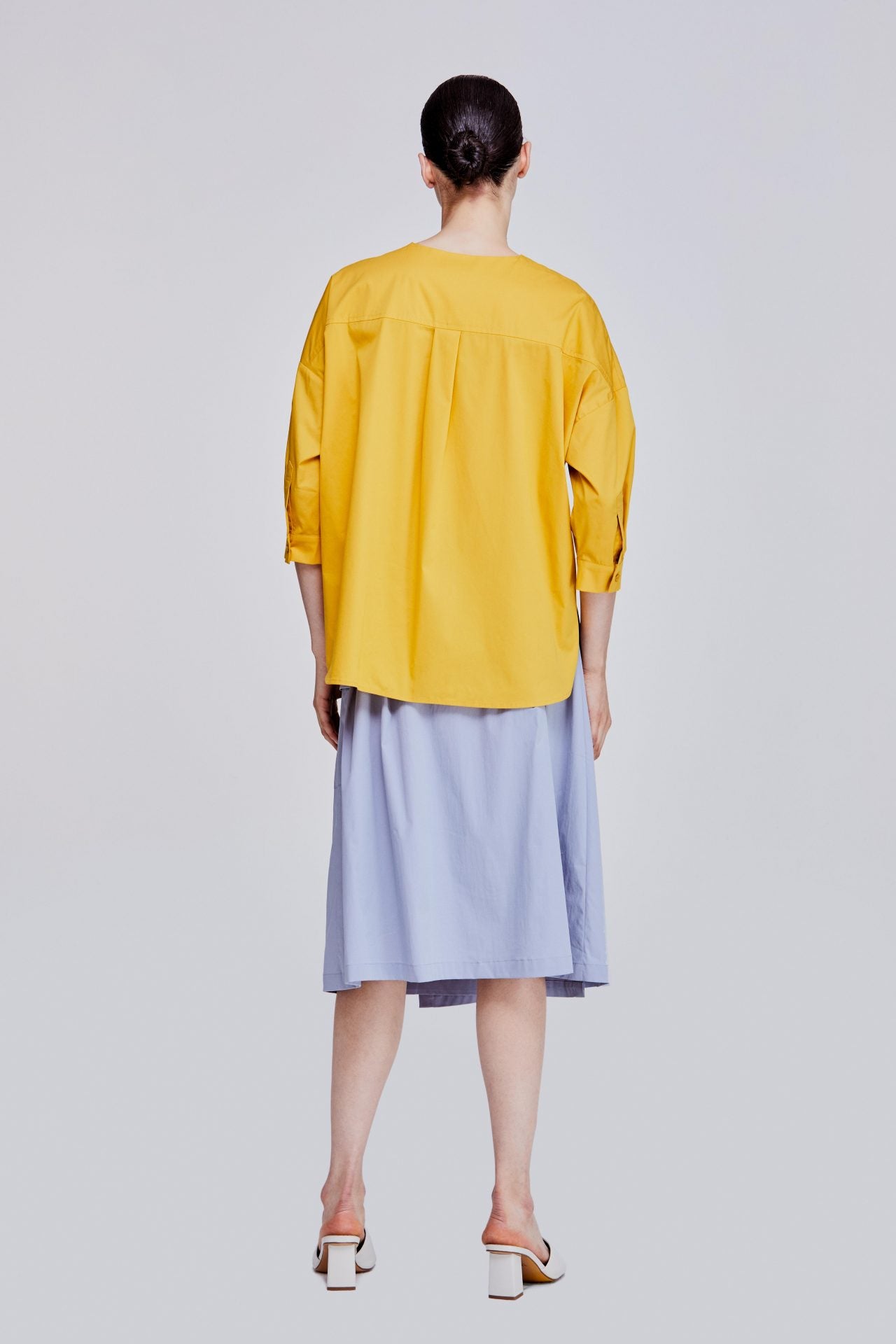 color:MUSTARD