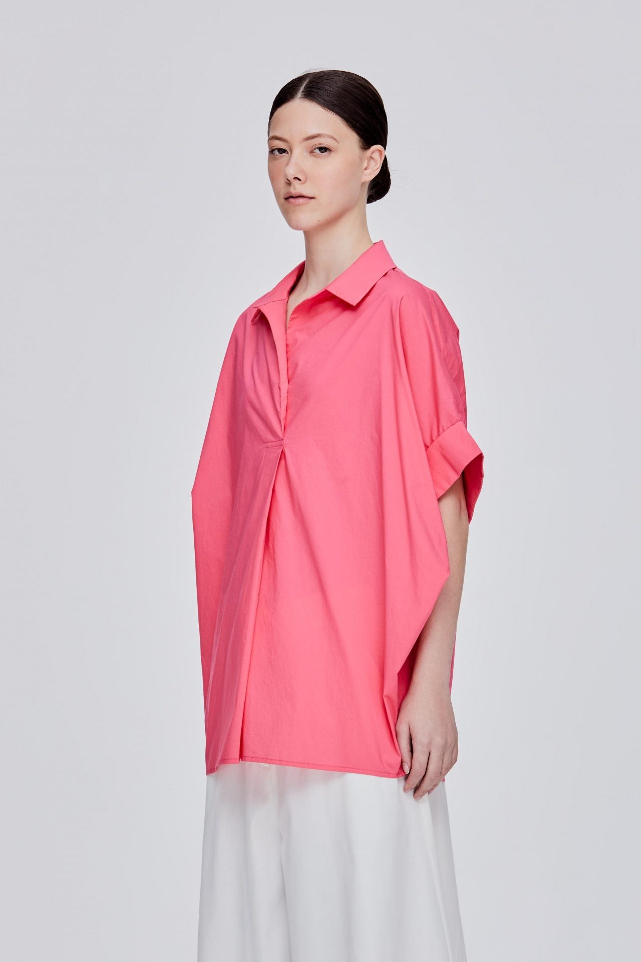 color:PINK