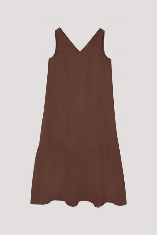 color:BROWN