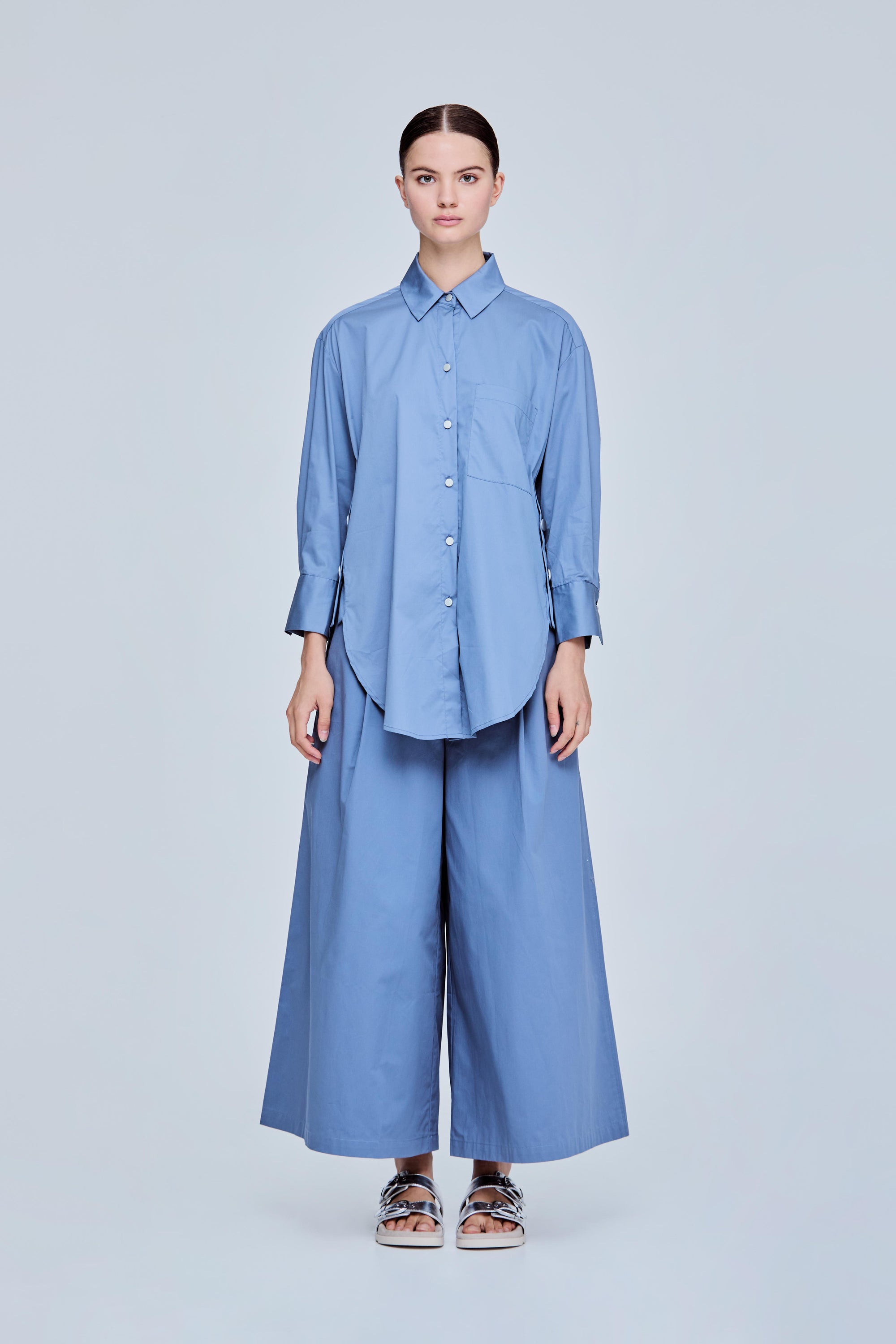 color:STEEL BLUE