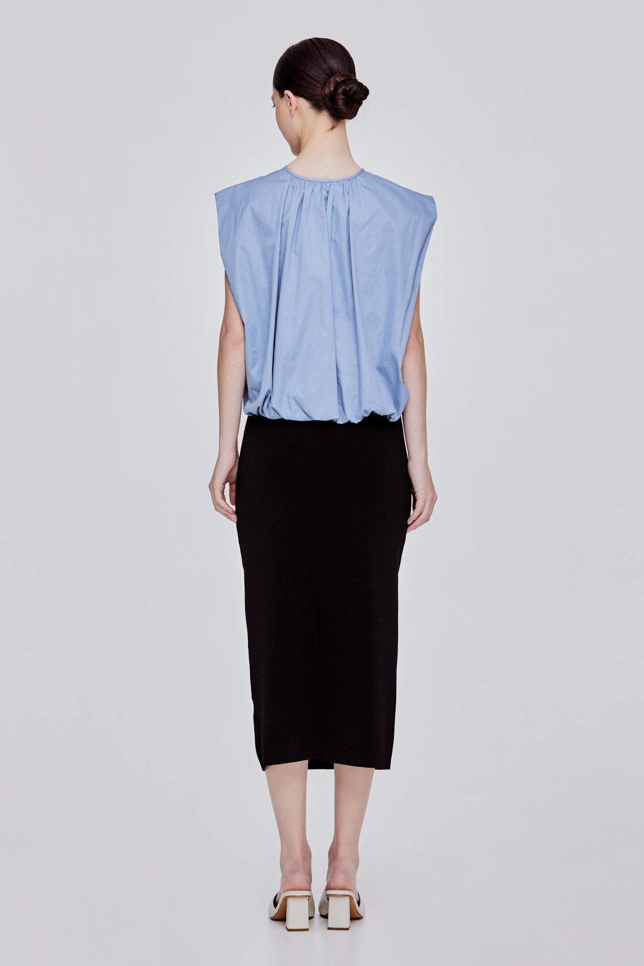 color:STEEL BLUE